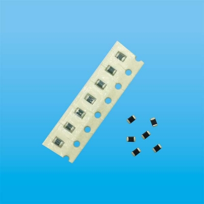 Surface-mounted thermistor